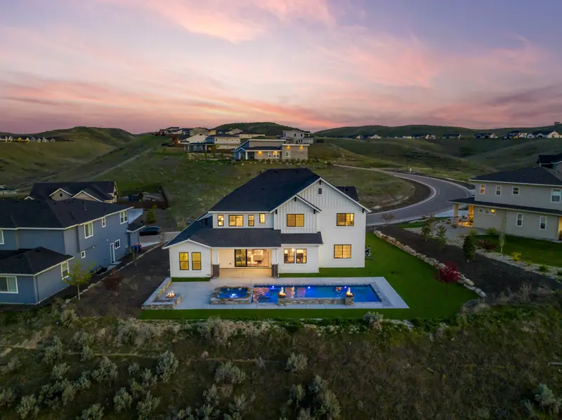 11833 N Barn Owl Way
