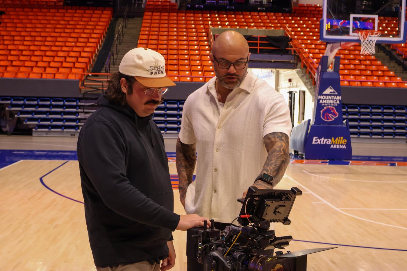 The Extra Mile behind the scenes